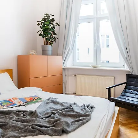 Appartement Concierge Koneser